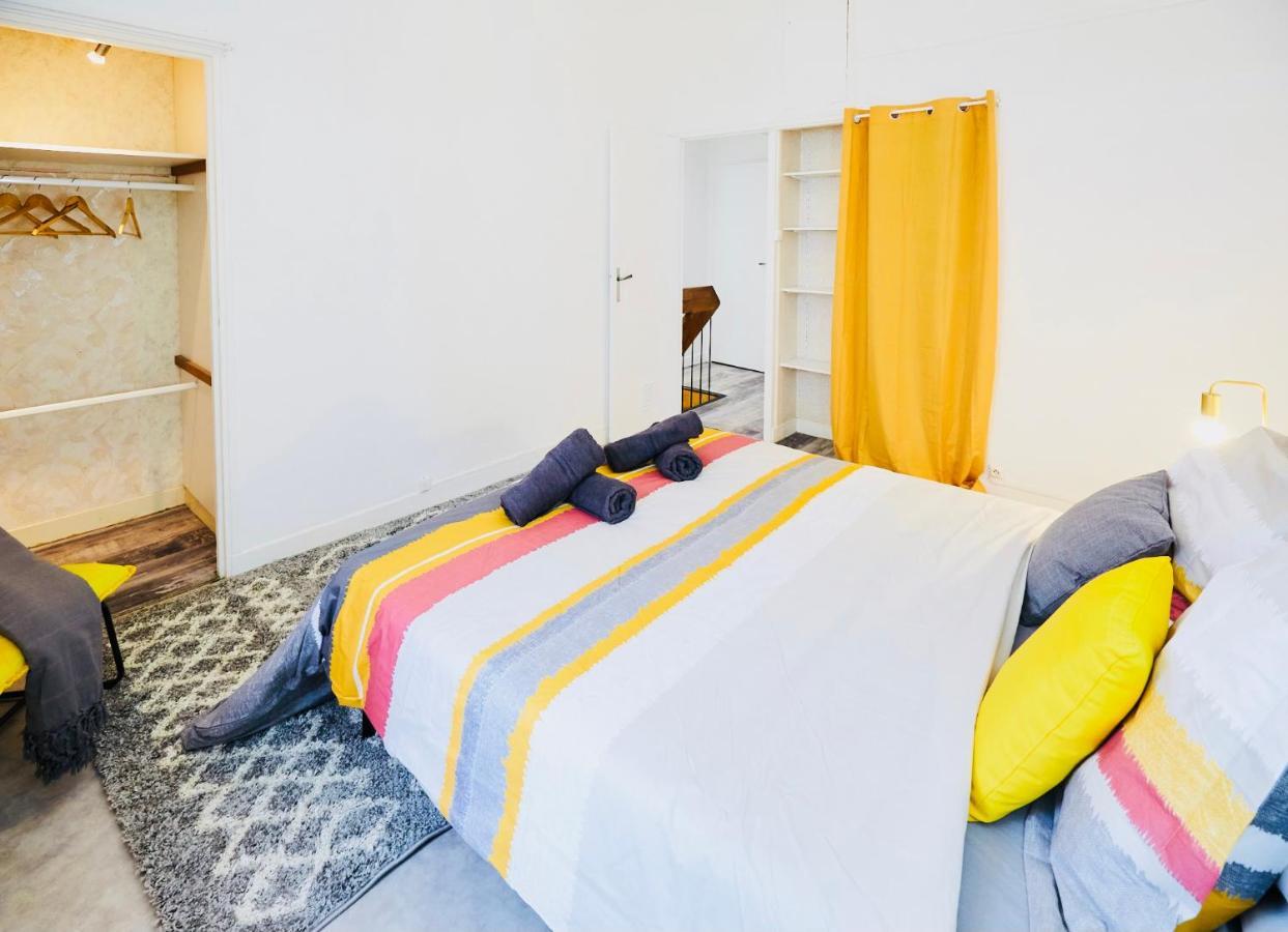 Mona Lisa : Superbe Loft Centre Ville - Parking Gratuit - Wifi Ultra Rapide-Appareil Massage-Netflix-Jeu Societe Troyes Luaran gambar